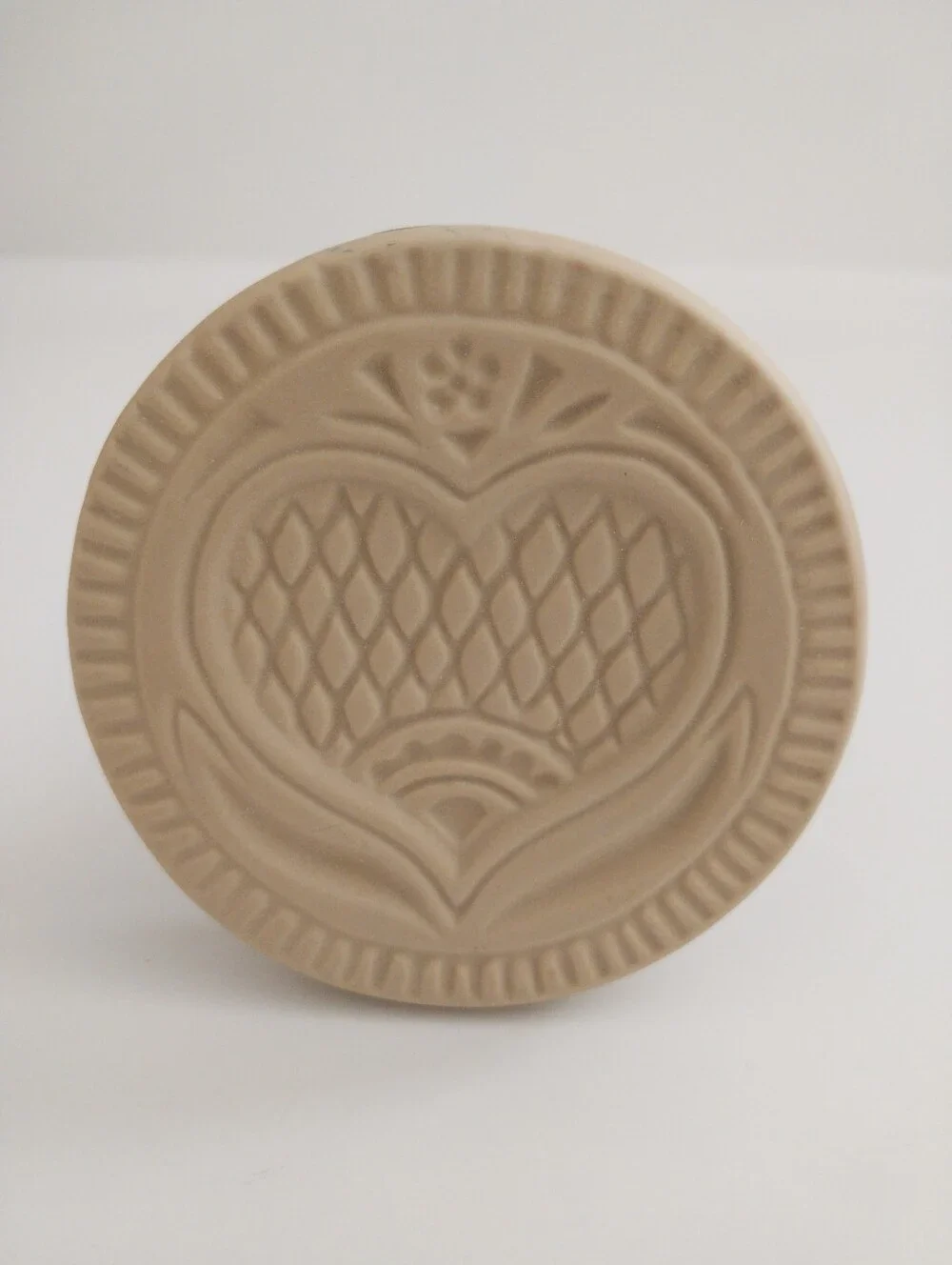 Vintage 1995 Brown Bag Cookie Art Cookie Stamp Mold Pennsylvania Heart Number 7